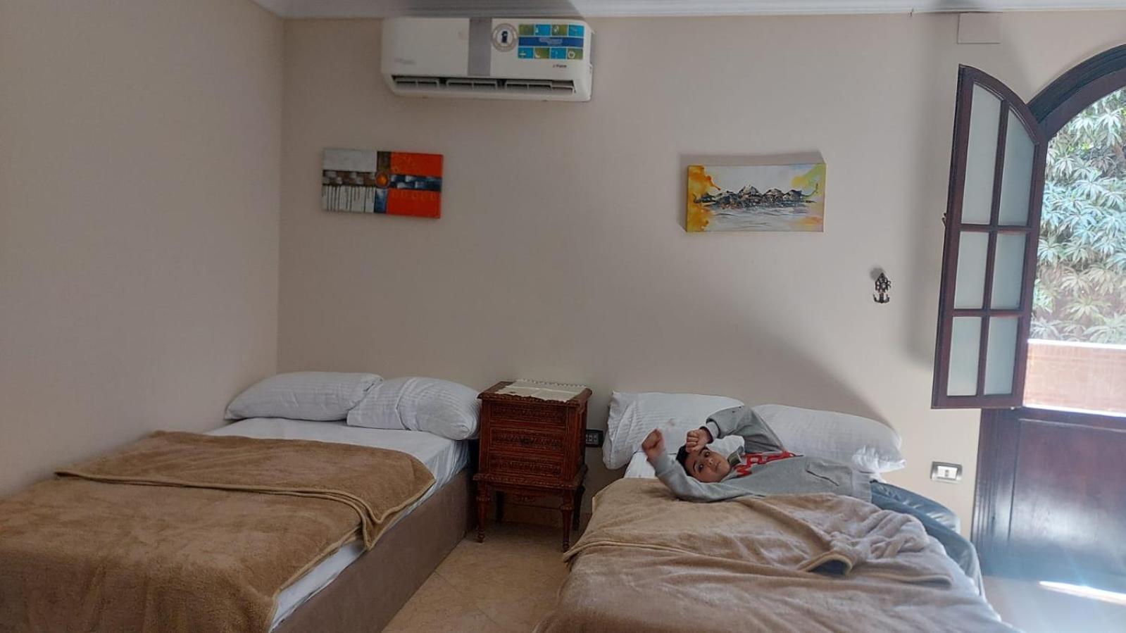 Chez L'Ami Hotel Kafrat al Jabal Bagian luar foto